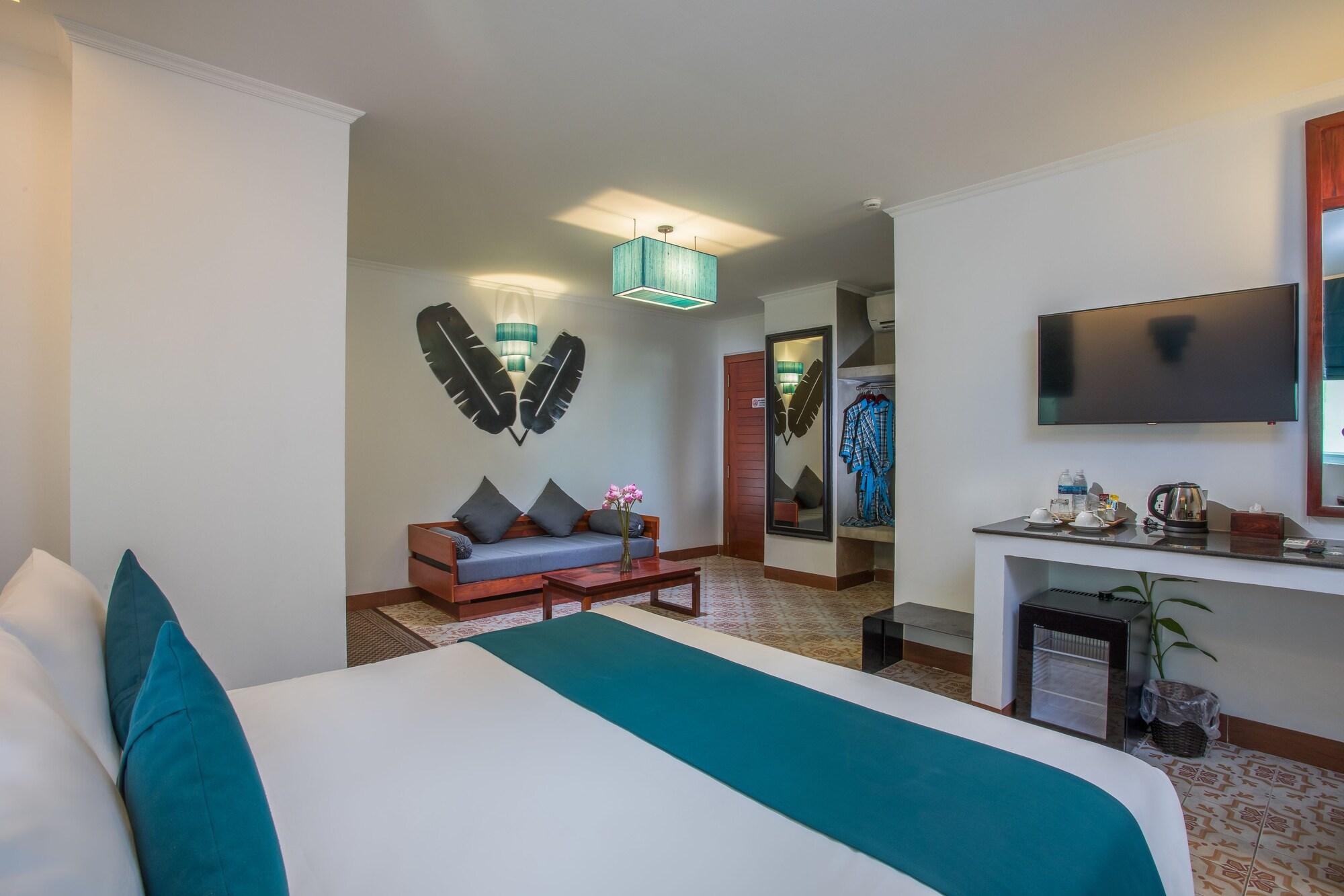 V Hotel Phnom-Penh Buitenkant foto