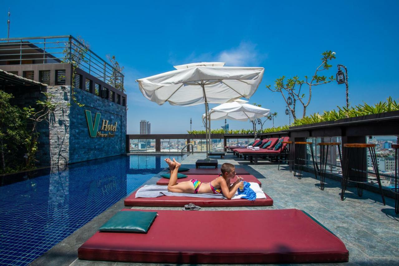 V Hotel Phnom-Penh Buitenkant foto