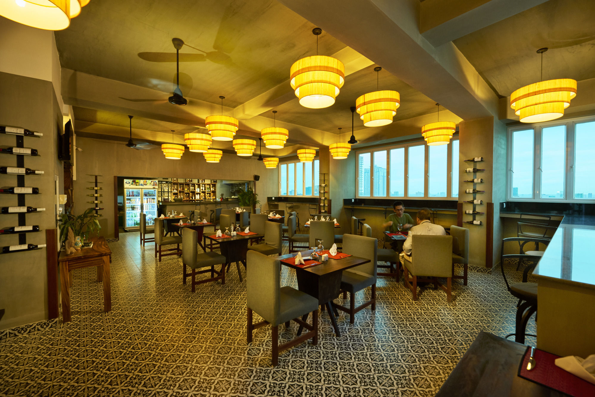 V Hotel Phnom-Penh Buitenkant foto