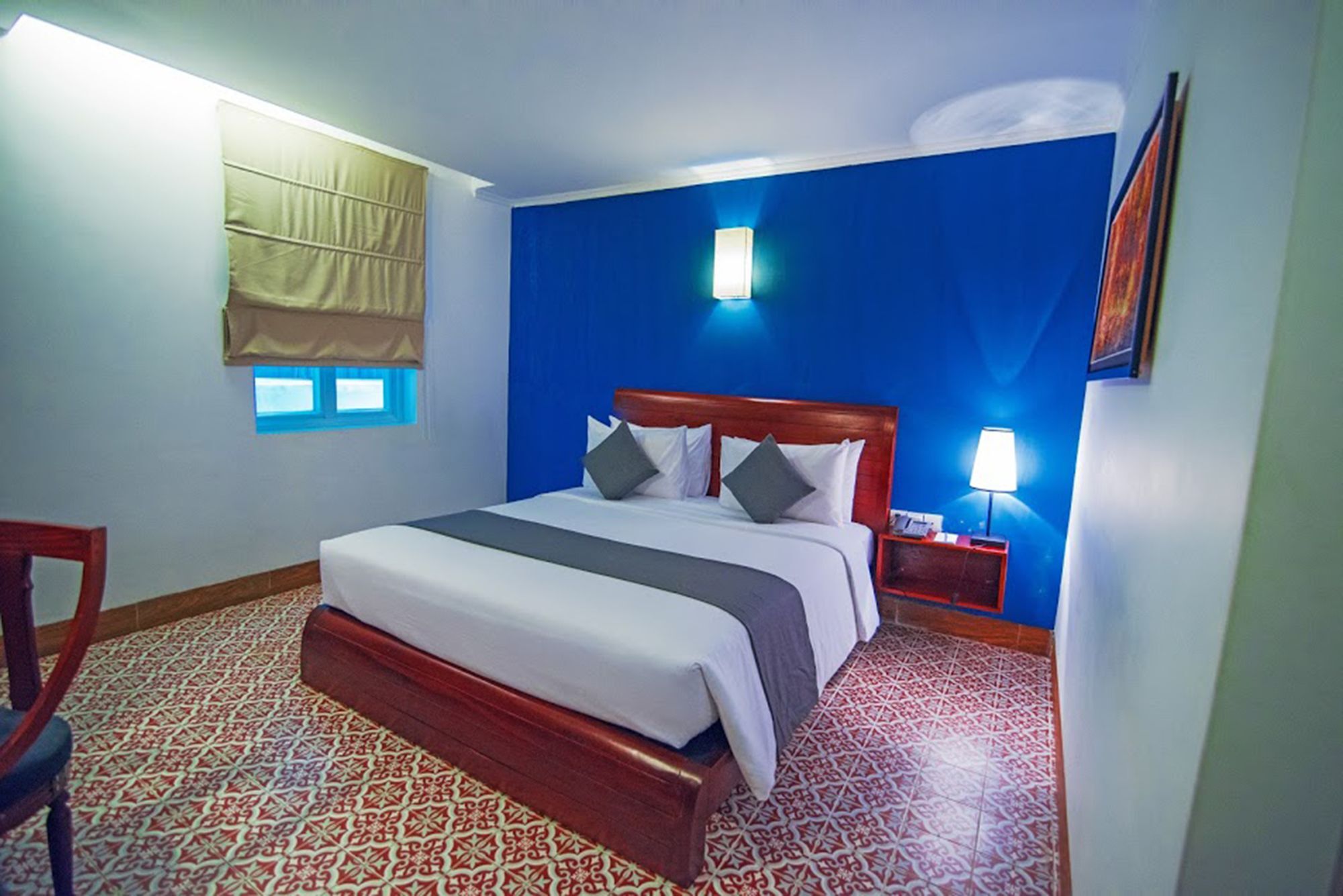 V Hotel Phnom-Penh Buitenkant foto
